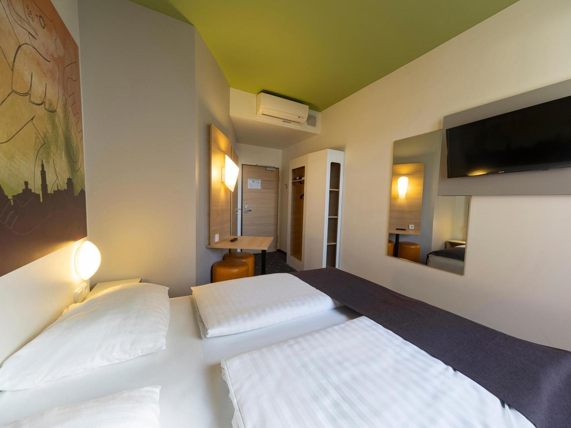 B&B Hotel Weimar Екстериор снимка