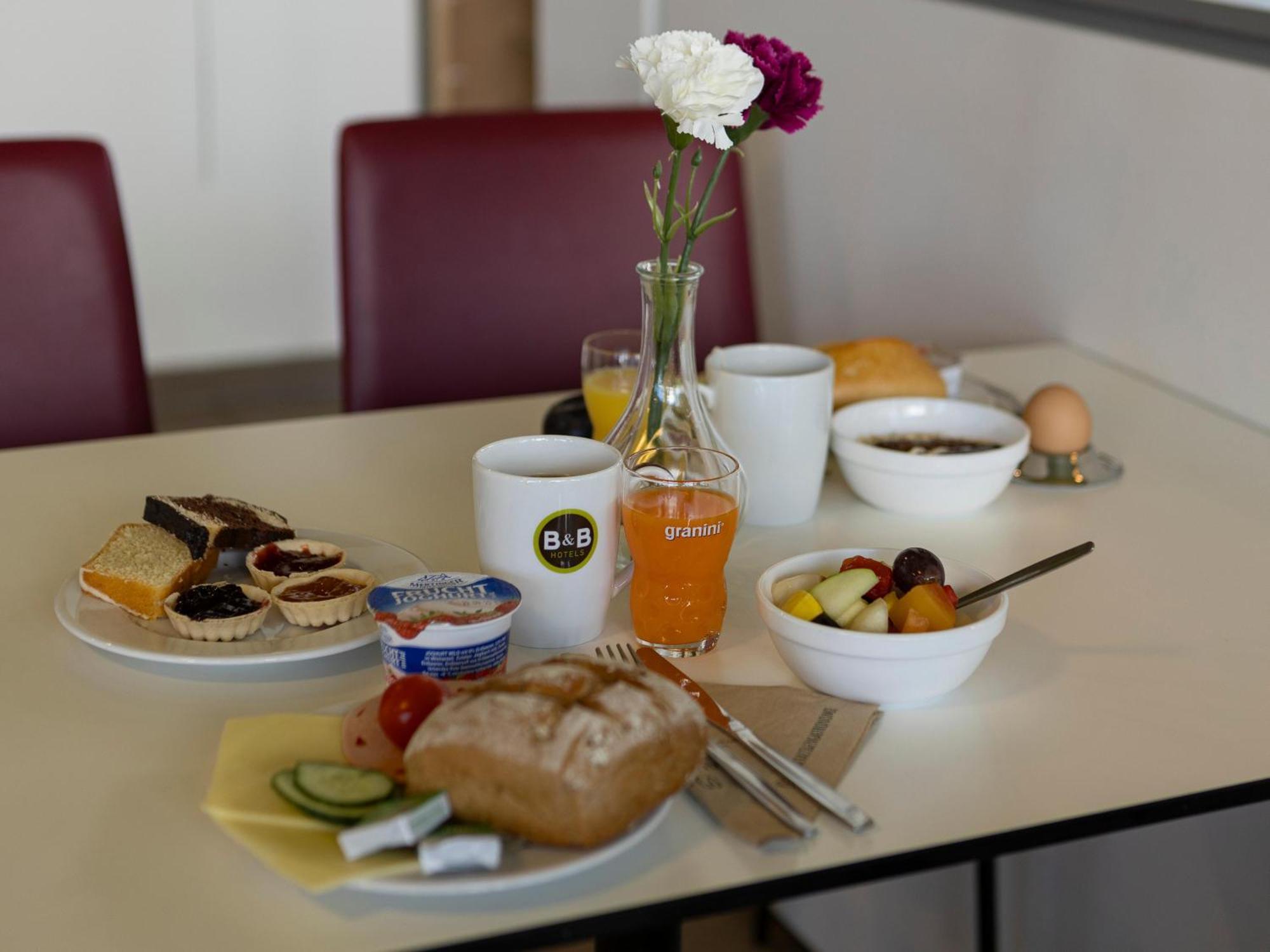 B&B Hotel Weimar Екстериор снимка