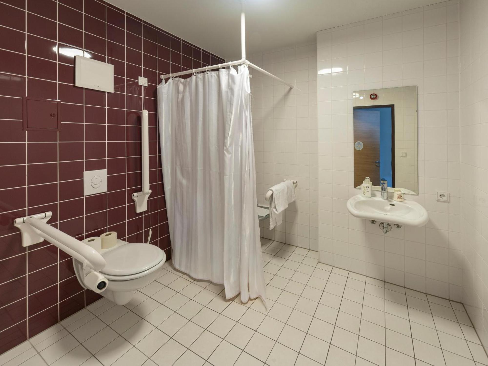 B&B Hotel Weimar Екстериор снимка