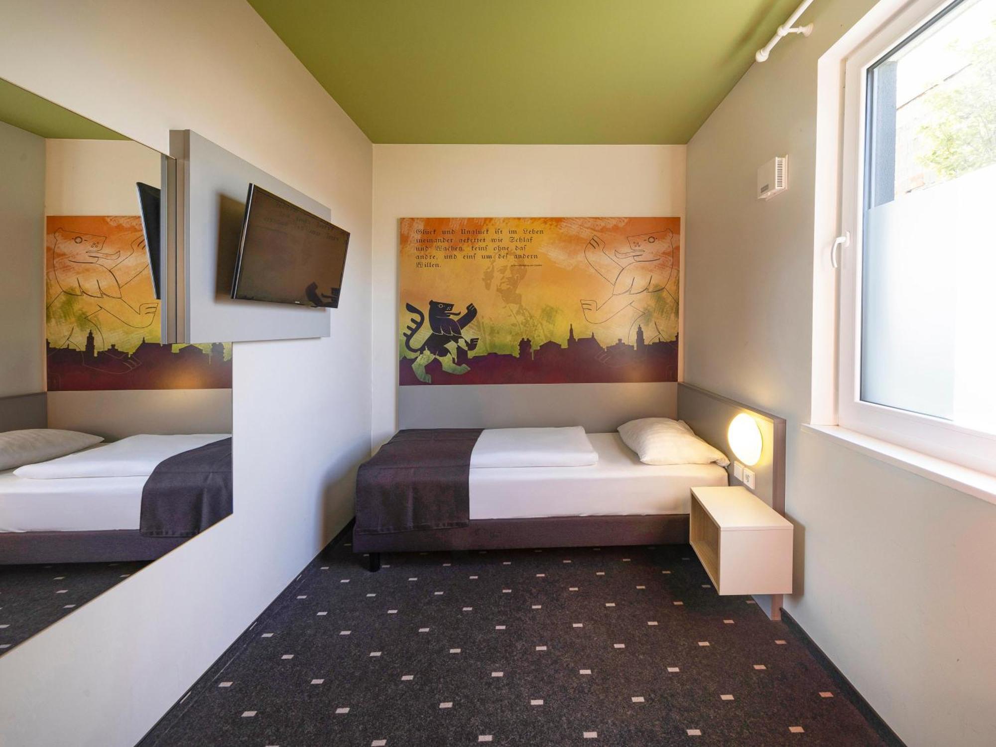 B&B Hotel Weimar Екстериор снимка